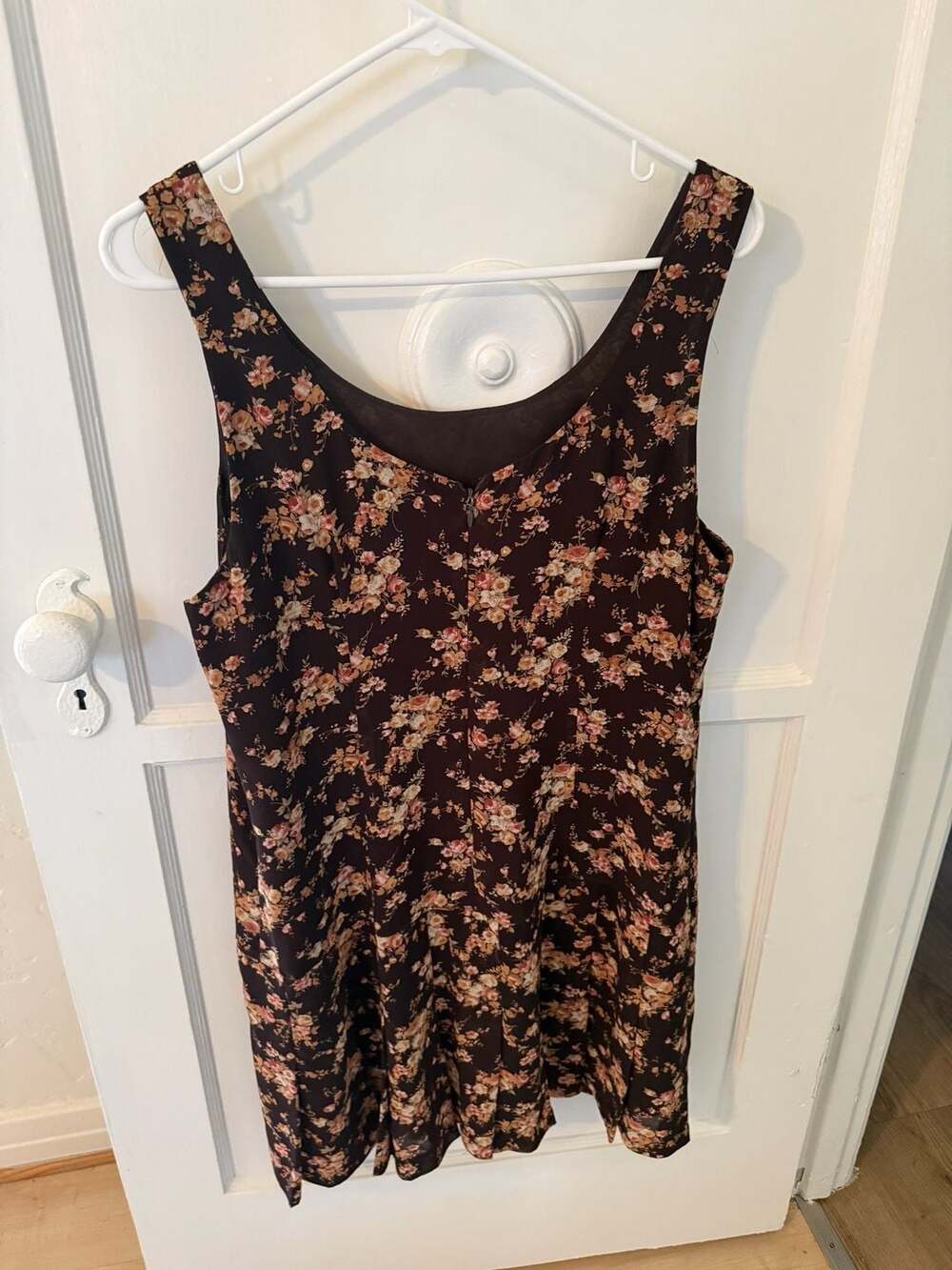 Parallel for Henri Bendel Vintage Floral Sleeveless Pleated Hem Dress Size 12